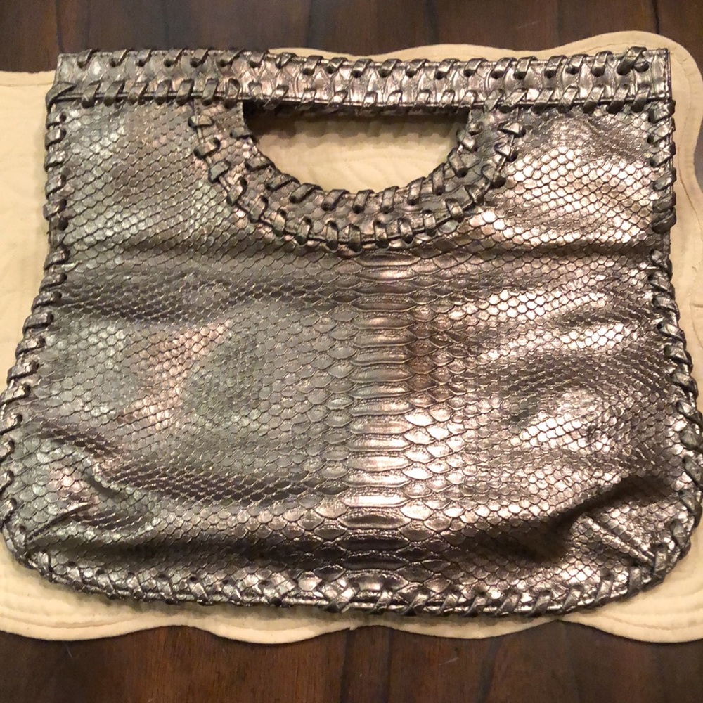 👛 Big Buddha Silvery gray snake embossed + hanging gold logo medallion clutch